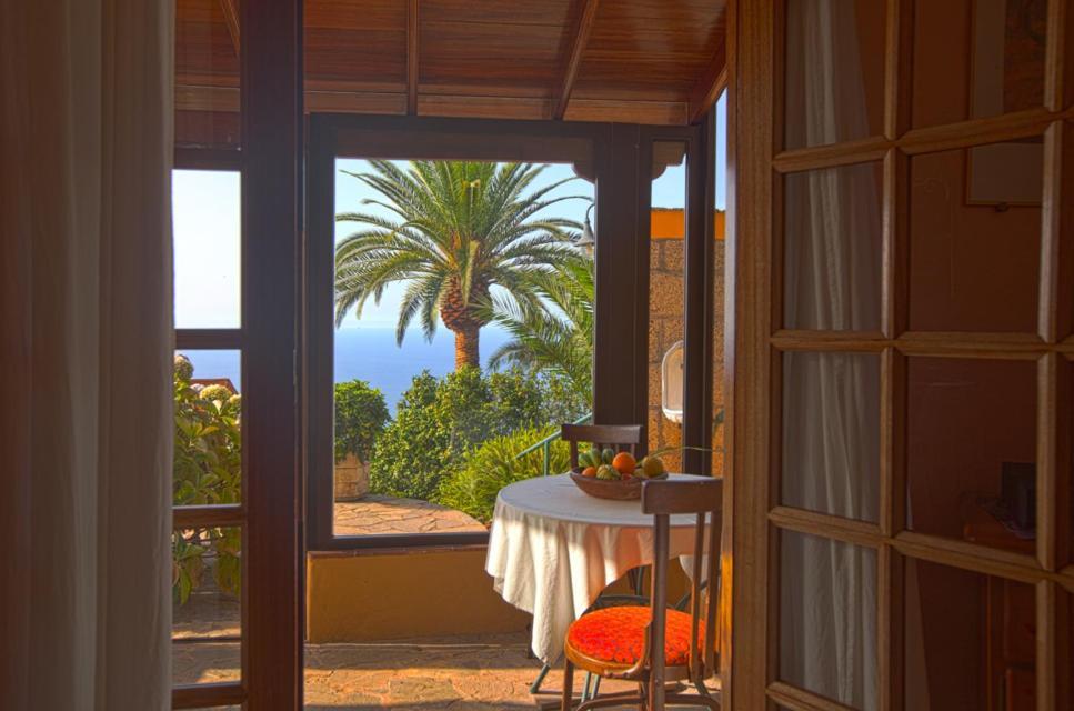 Finca Casa Vieja Hotel Santa Ursula  Exterior photo